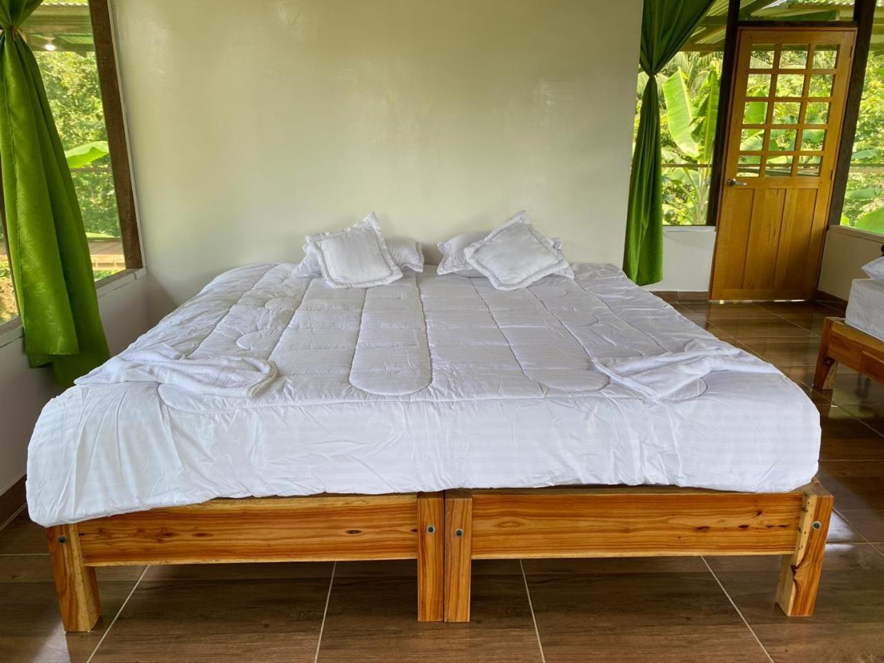 Amazon Acai Lodge Летисия Экстерьер фото