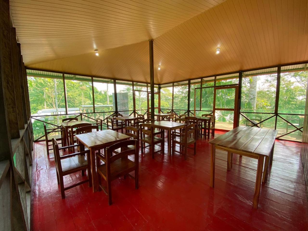 Amazon Acai Lodge Летисия Экстерьер фото